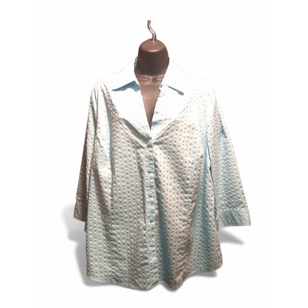 Croft & Barrow Women's Baby Blue & White Patterned Button-Down Shirt - Size 2X -